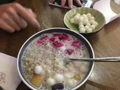 -三花奶奶的甜品(百联嘉定购物中心店)