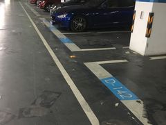 -悠方地下停车场