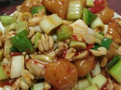 宫保虾球-烁佳海鲜大馅饺子