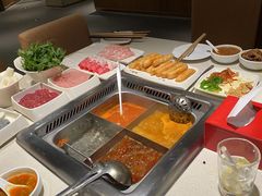 -海底捞火锅鲜切牛肉主题店(长寿路店)