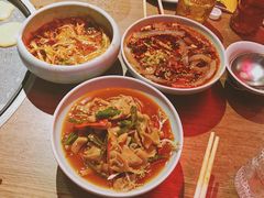 -三人行骨头王火锅(长寿店)