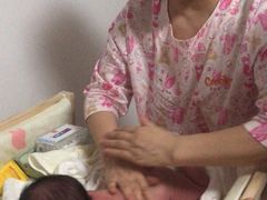 -爱的果实月嫂育婴师(世纪东方店)
