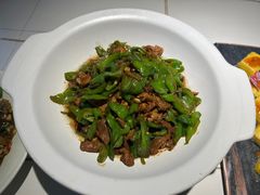 -阿瓦山寨·湘菜现炒·剁椒鱼头王(咸阳总店)