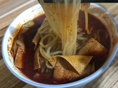 红油米线-老字号杨坡红油米线腊汁肉夹馍(东四道巷店)