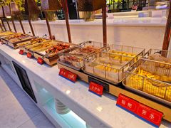 -集品鲜湾·蒸汽海鲜自助料理(青岛银座和谐广场店)
