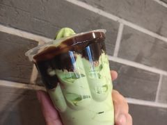 抹茶新地-麦当劳(河北唐山光明路餐厅)