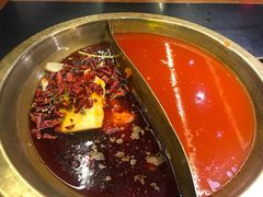 -沸炉重庆老火锅(军事博物馆店)
