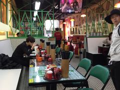 -莅香岛港式餐厅(滨江道店)