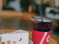 开心果什锦酸奶慕斯-Seesaw Coffee(朝阳大悦城店)