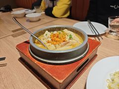 -连鹭海鲜·海肠捞饭·海胆饭(星海店)