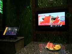 -乐翻天量贩式KTV(淞发路店)