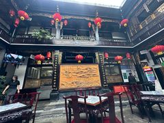 -蔼若春.传承三十年云南菜(金碧公园店)