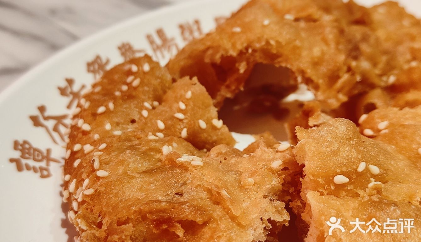 比起海苔肠粉，我更想介绍的是[玫瑰]南乳咸煎饼[玫瑰][调皮]