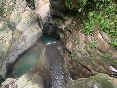 -龙水峡地缝景区