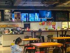 大堂-JINNS锦时 steak&pizza(浸信会礼拜堂旧址店)