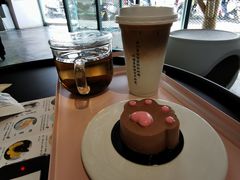 -喵屿·大理花园猫咖