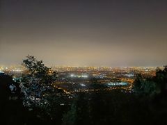 -鬼笑石后山停车场