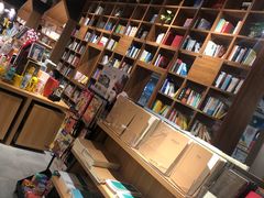 -百新书局(尚悦湾店)