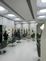 点击看大图 -八佰伴8008星级形象店