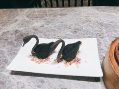 黑天鹅榴莲酥-悦秀·高级粤菜