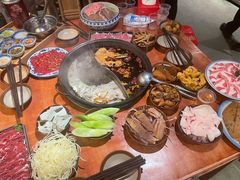 -周小明火锅(黑金冠社区店)