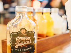 -BOURBON 玻本美式餐厅酒吧(虹桥新天地店)