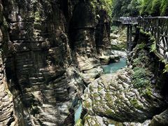 -蝶舞清江·恩施地心谷景区