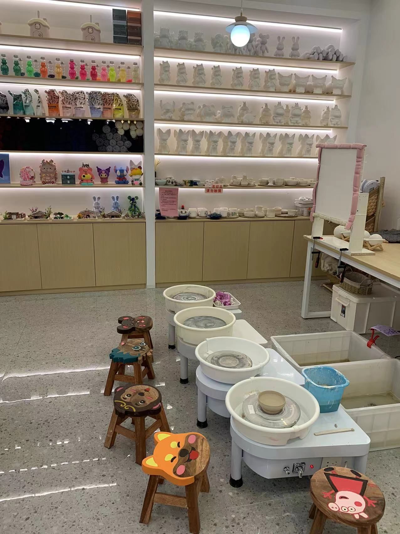 手工体验 #diy手工坊 #手工diy #亲子奇妙日 #陶艺 悠方三楼的手工店