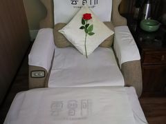 -新盈光·云会所(百丈东路店)