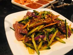 -牛味道炭火烤肉(湖前总店)