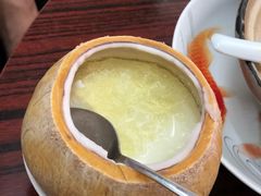 椰子冻官燕-添發碗仔翅美食