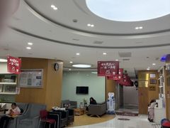 -雅悦齿科(顾村公园店)
