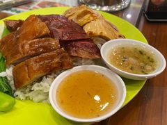 三宝饭-小龍鳳餐室(番禺路店)