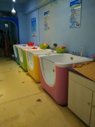 点击看大图 -雏芽婴幼儿游泳·小美医生小儿推拿(西村店)