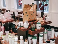 零售区-星巴克臻选(广州沙面店)