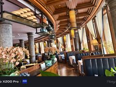 -八府香鸭·啫啫煲(华山路店)