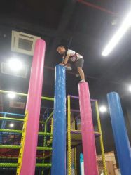 -蹦贝运动中心·蹦床·攀岩·闯关(龙岗店)