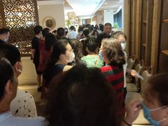 -雍和会海鲜姿造自助(湖东路店)