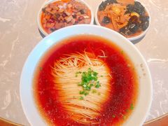 红汤面-松鹤面馆·古法焖肉面(观前店)