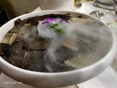 毛肚-三头牛·潮汕牛肉生蚝火锅 (夏湾店)