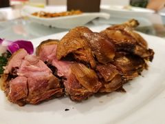 香酥樟茶鸭-渝信川菜(西单店)