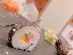 -大中华希尔顿酒店-念自助餐·嗨啤·小龙虾