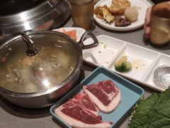 -黑金·寻焰自助百汇·烤肉·火锅(中街店)