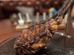 -恰餐厅及酒吧 CHAR Bar & Grill (北京丽都皇冠假日店)