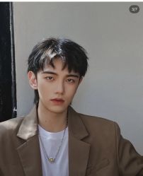 -川和潮人