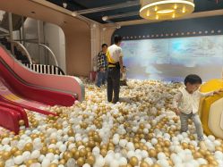 -奈尔宝家庭中心·亲子餐厅(北京东坝万达店)