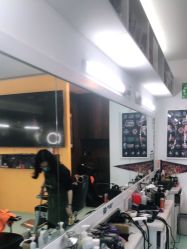 -DL BARBERSHOP男士理发店