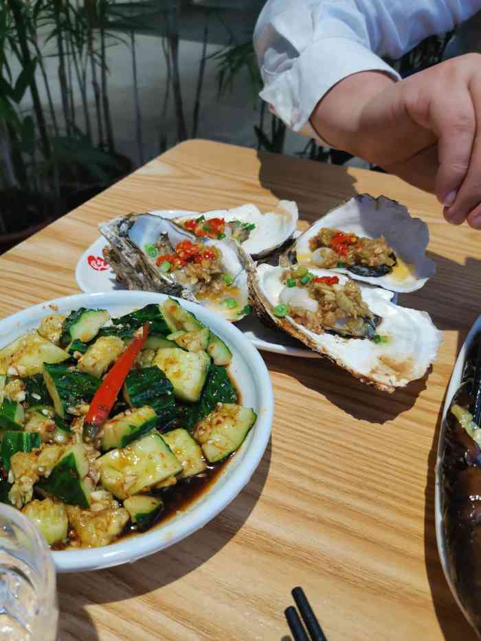 蚝味馆海鲜烧烤(仁悦天地店)-"位于石桥铺仁悦天地负一层(永辉超市