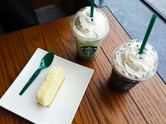 -星巴克臻选(呼和浩特维多利摩尔城店)