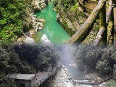 -蝶舞清江·恩施地心谷景区